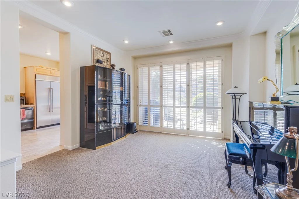 8460 Carmel Ridge, Las Vegas, NV 89113