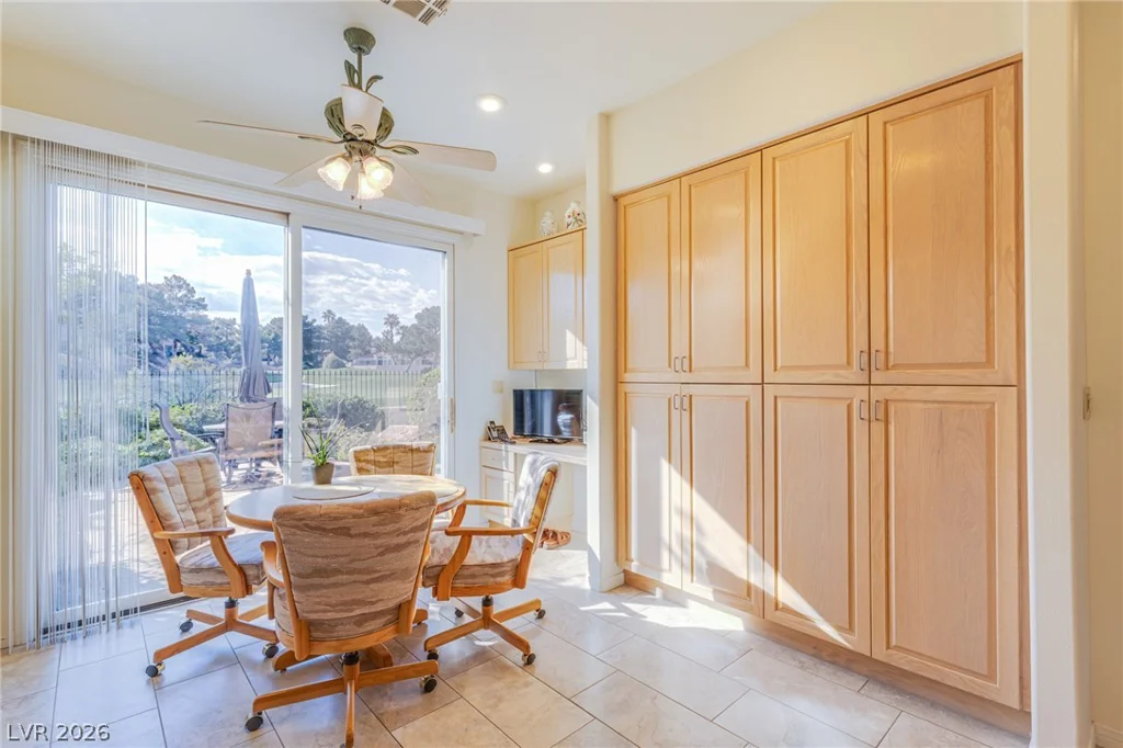 8460 Carmel Ridge, Las Vegas, NV 89113
