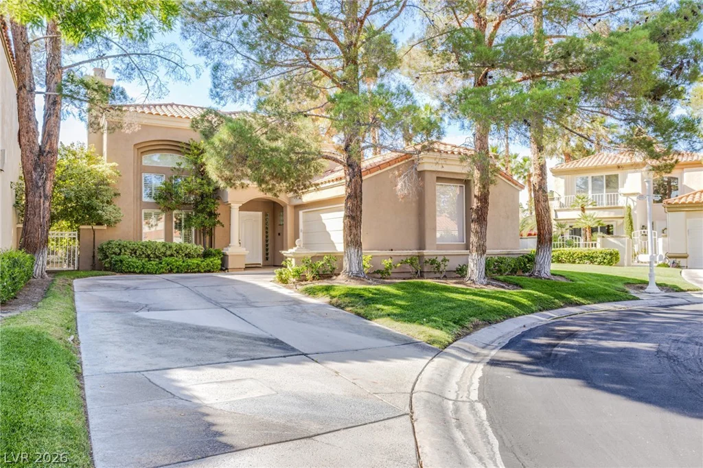 8460 Carmel Ridge, Las Vegas, NV 89113
