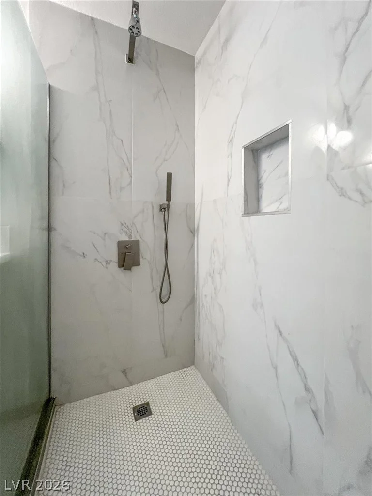 1600 Eaton, Las Vegas, NV 89102