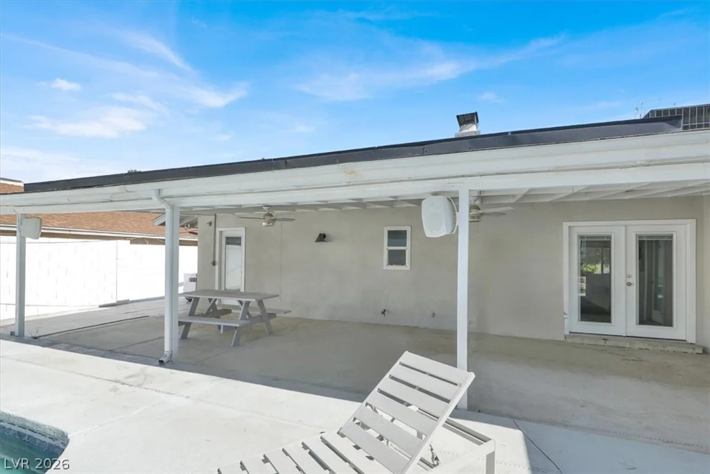 1600 Eaton, Las Vegas, NV 89102