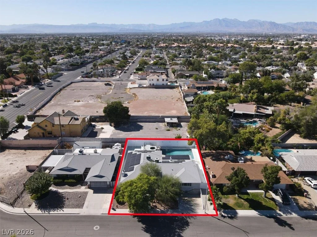 1600 Eaton, Las Vegas, NV 89102