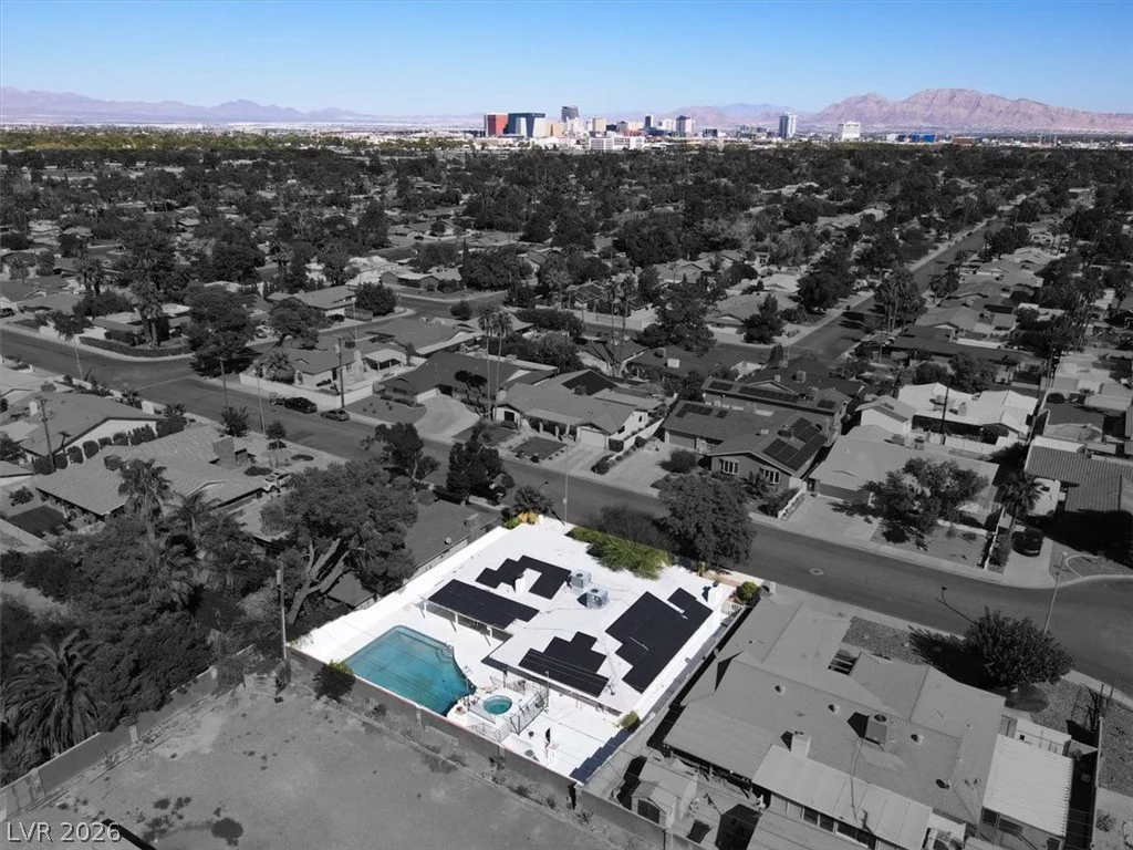 1600 Eaton, Las Vegas, NV 89102