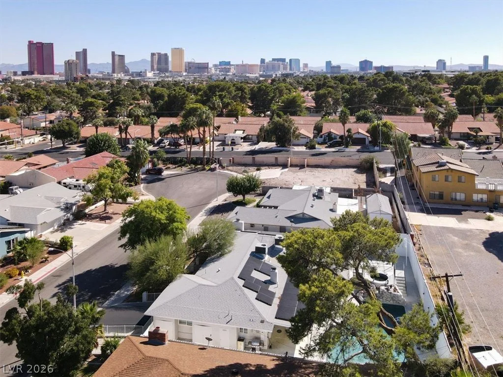 1600 Eaton, Las Vegas, NV 89102