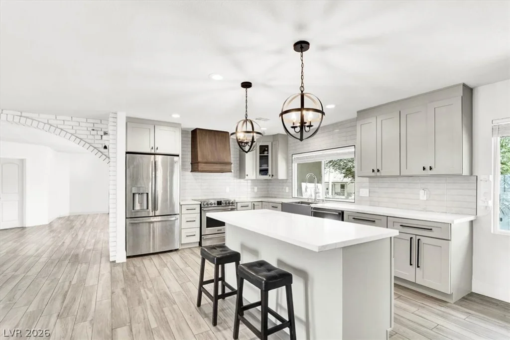 1600 Eaton, Las Vegas, NV 89102
