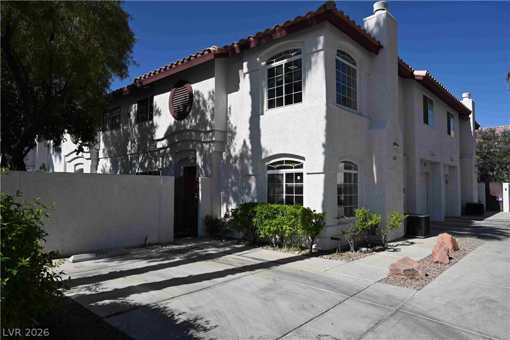 3907 Starfield, Las Vegas, NV 89147