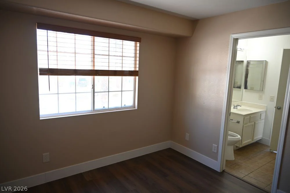 3907 Starfield, Las Vegas, NV 89147