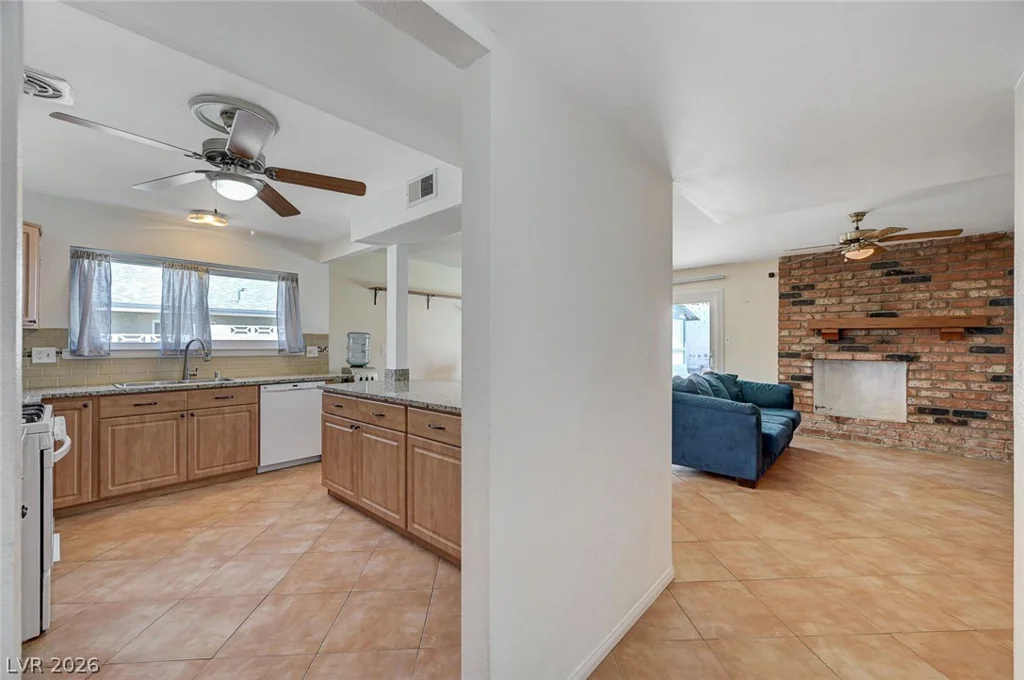 4383 Del Santos, Las Vegas, NV 89121