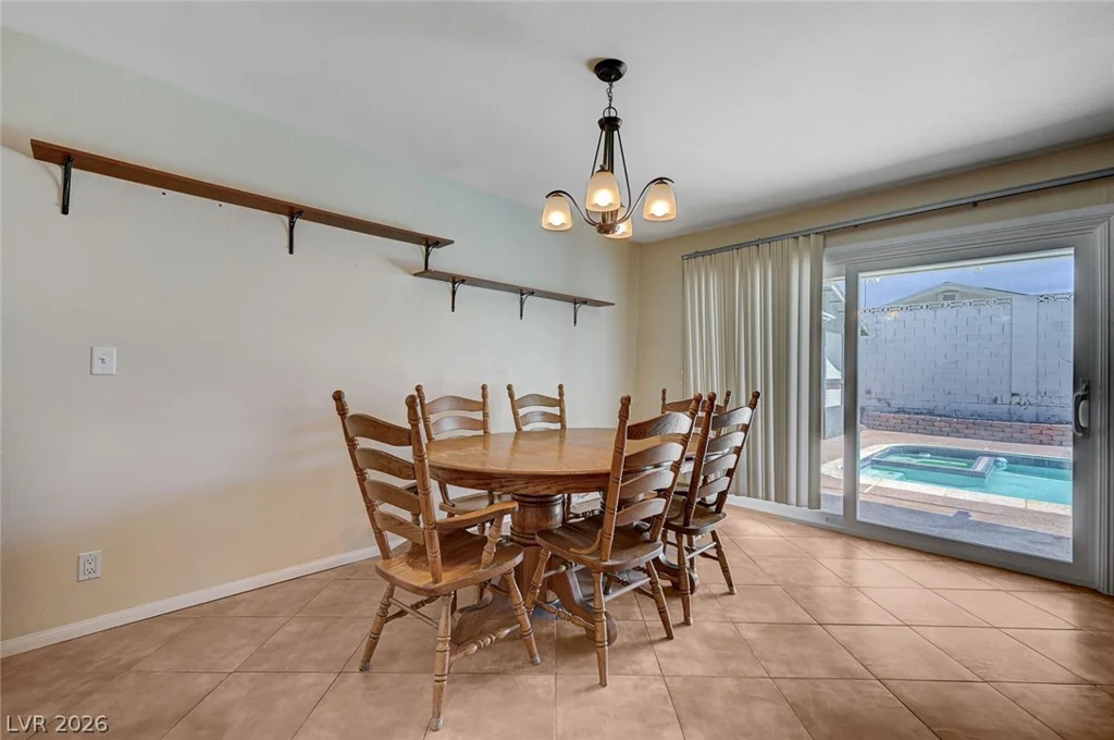 4383 Del Santos, Las Vegas, NV 89121