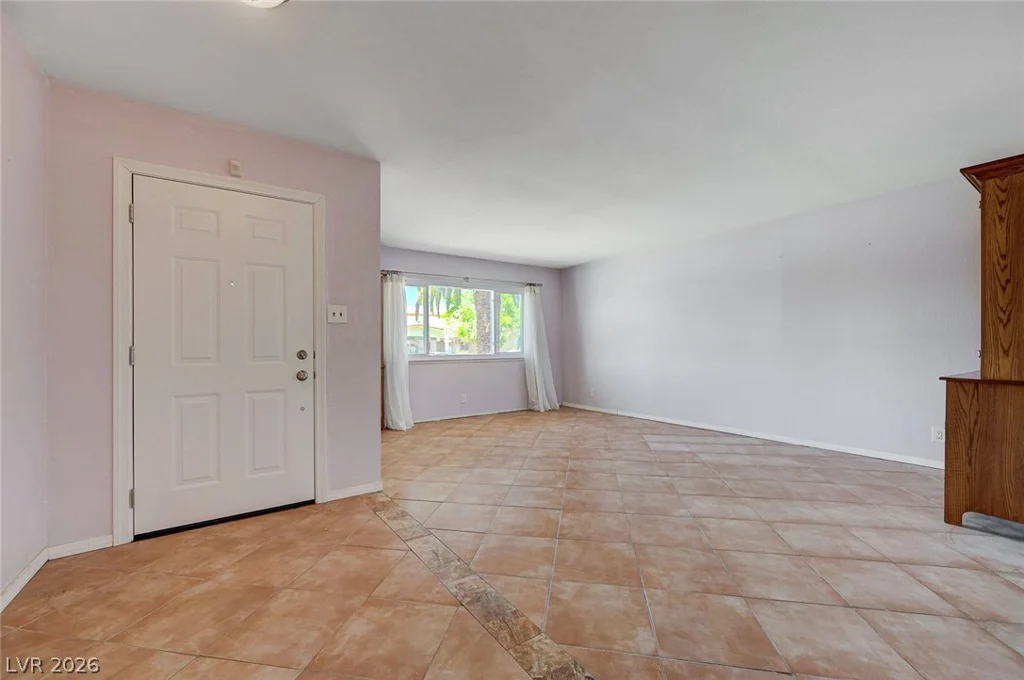 4383 Del Santos, Las Vegas, NV 89121