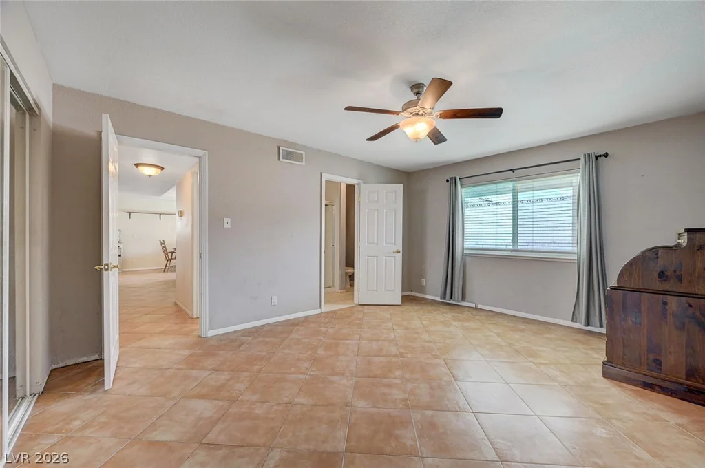 4383 Del Santos, Las Vegas, NV 89121