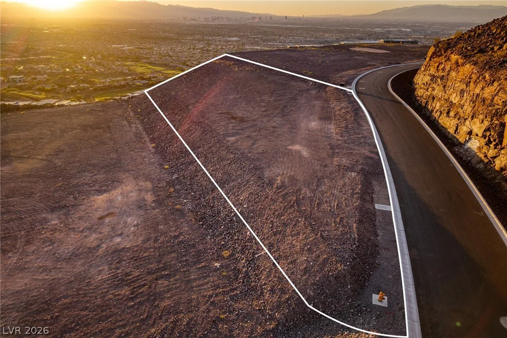 523 Rock Peak, Henderson, NV 89012