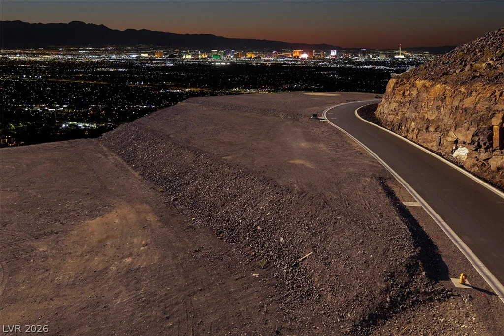 523 Rock Peak, Henderson, NV 89012