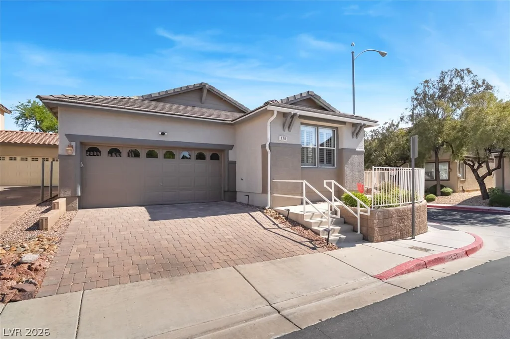 178 Cloud Cover, Henderson, NV 89002