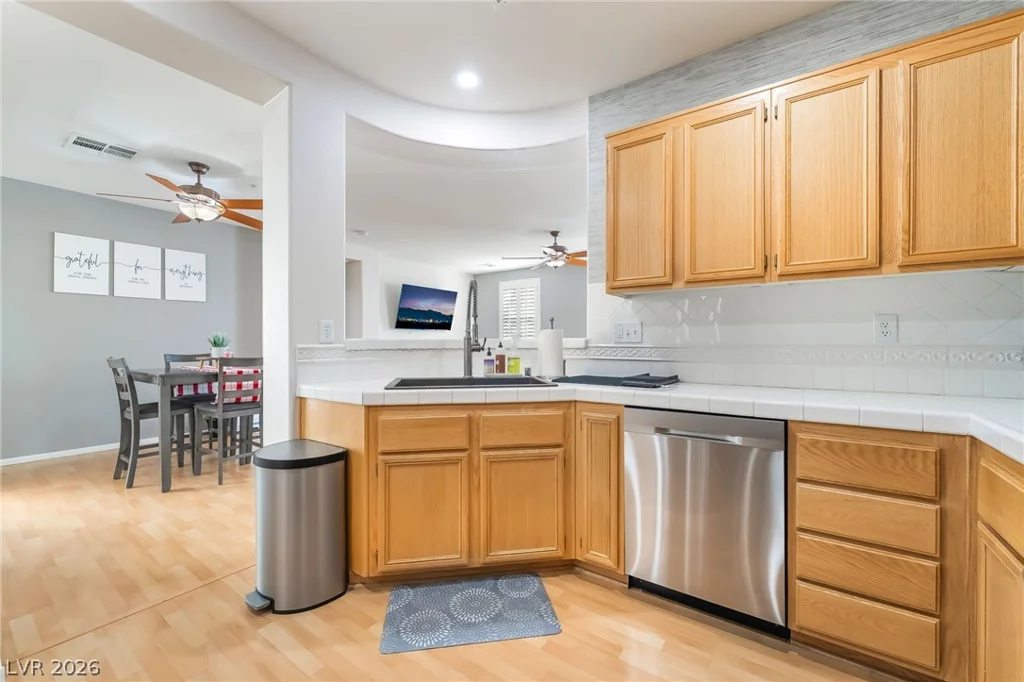 178 Cloud Cover, Henderson, NV 89002