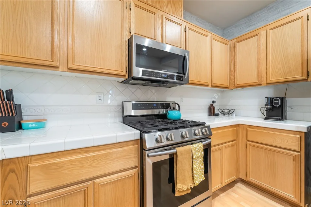 178 Cloud Cover, Henderson, NV 89002