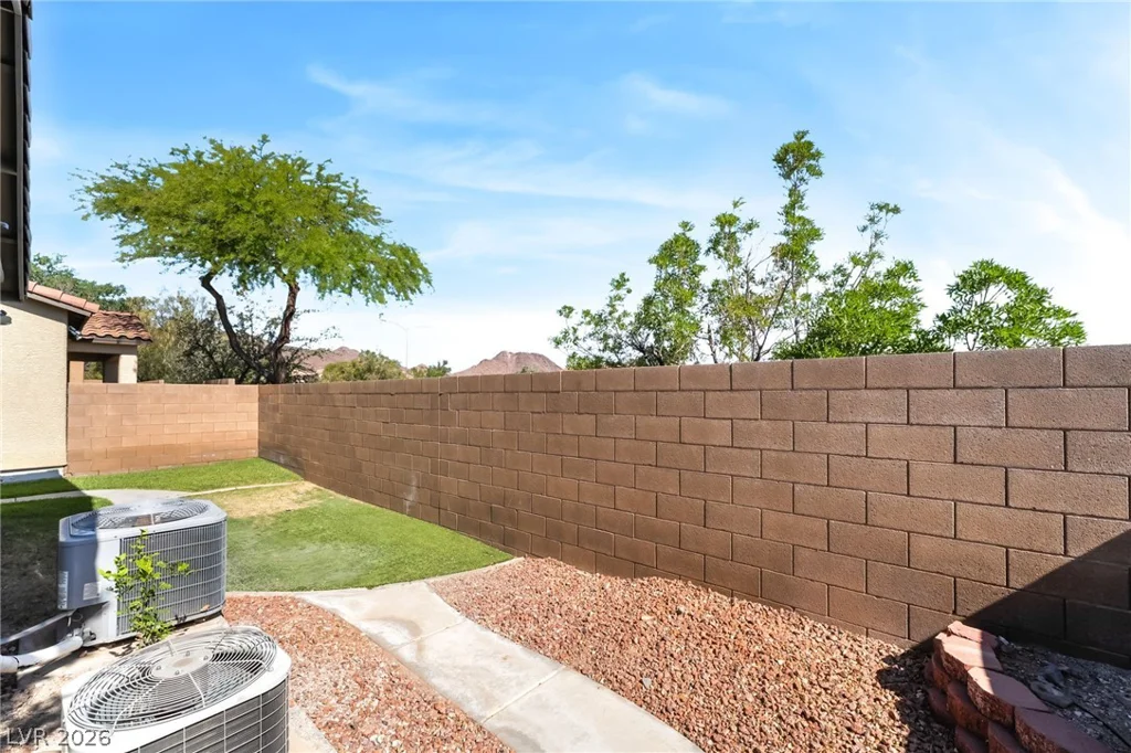 178 Cloud Cover, Henderson, NV 89002