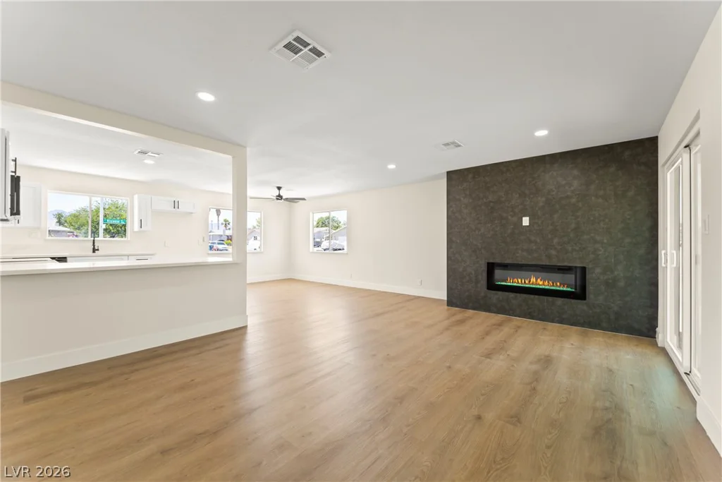 1809 Wildwood, Las Vegas, NV 89108