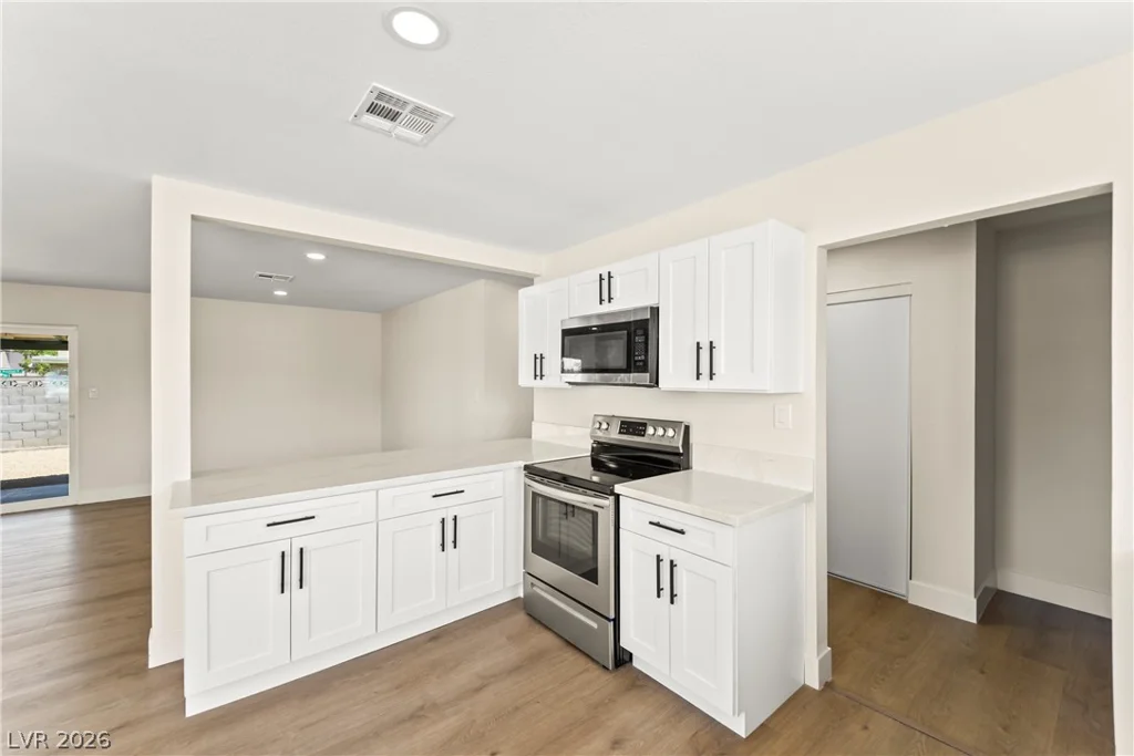1809 Wildwood, Las Vegas, NV 89108