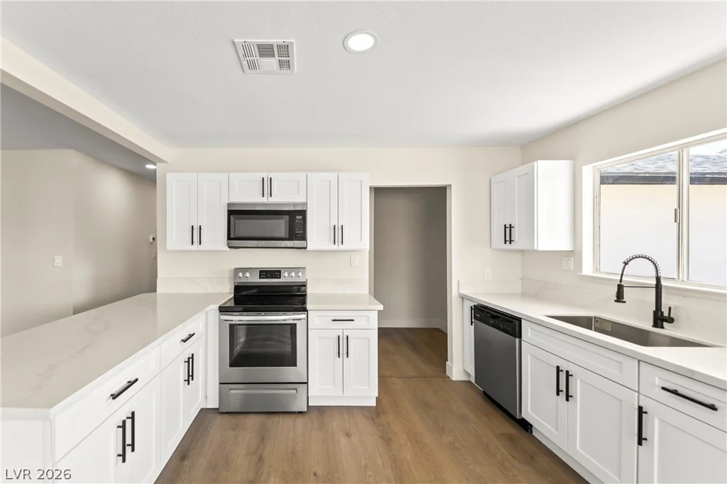 1809 Wildwood, Las Vegas, NV 89108
