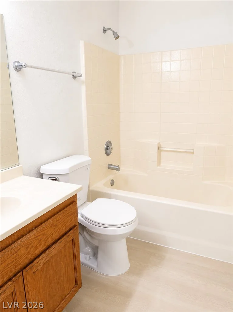 1737 Lamont, Las Vegas, NV 89115