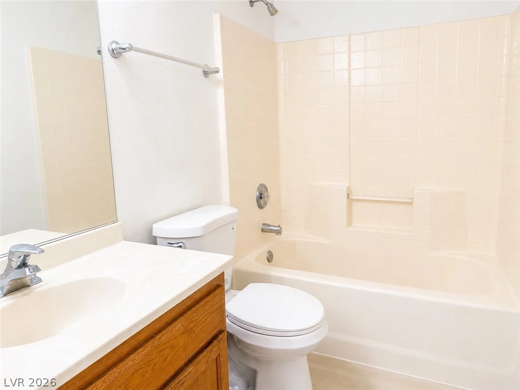 1737 Lamont, Las Vegas, NV 89115