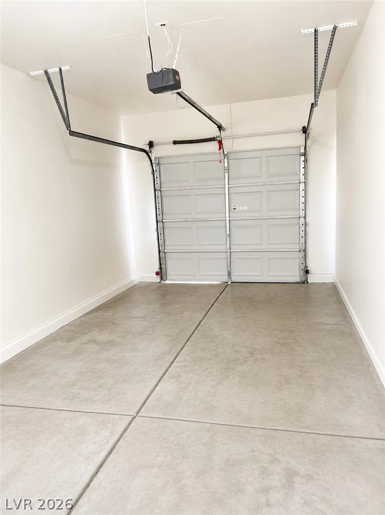 1737 Lamont, Las Vegas, NV 89115