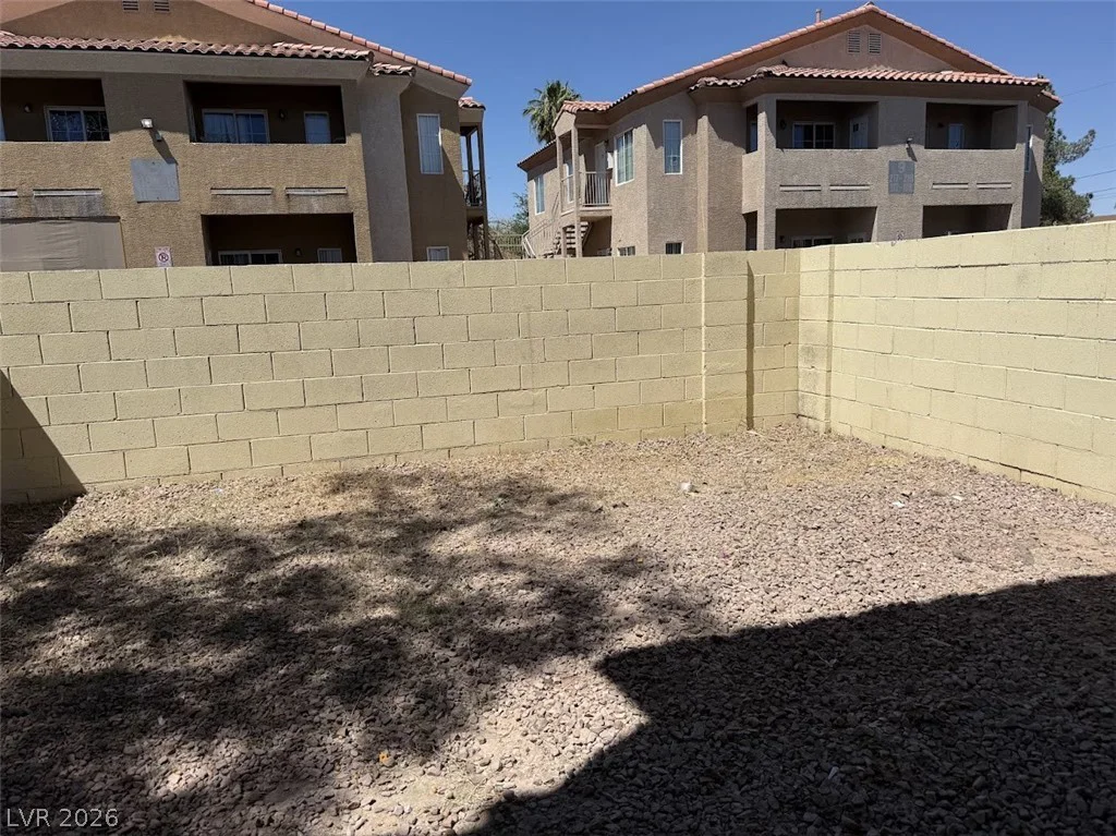 1737 Lamont, Las Vegas, NV 89115