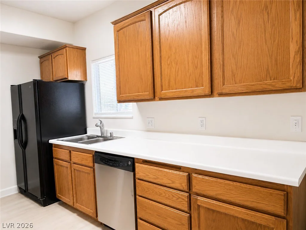 1737 Lamont, Las Vegas, NV 89115