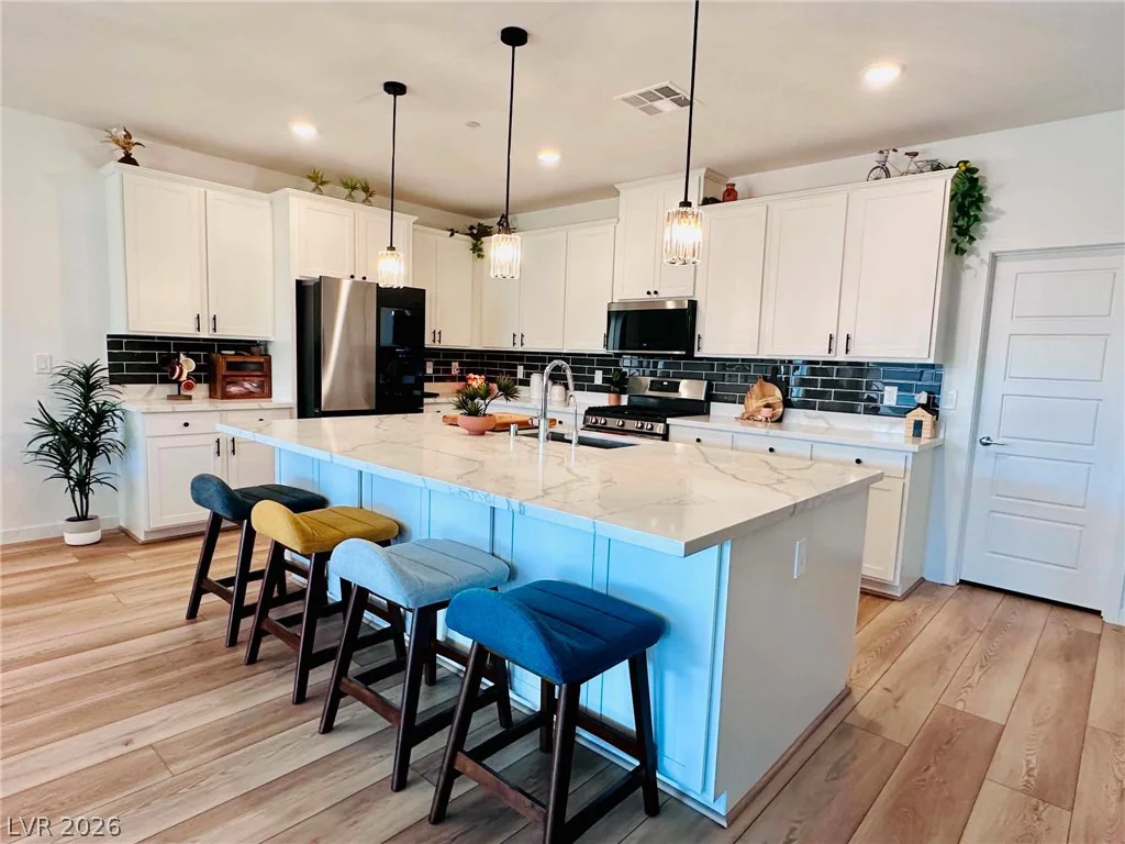 6098 Avery Pointe, Las Vegas, NV 89166