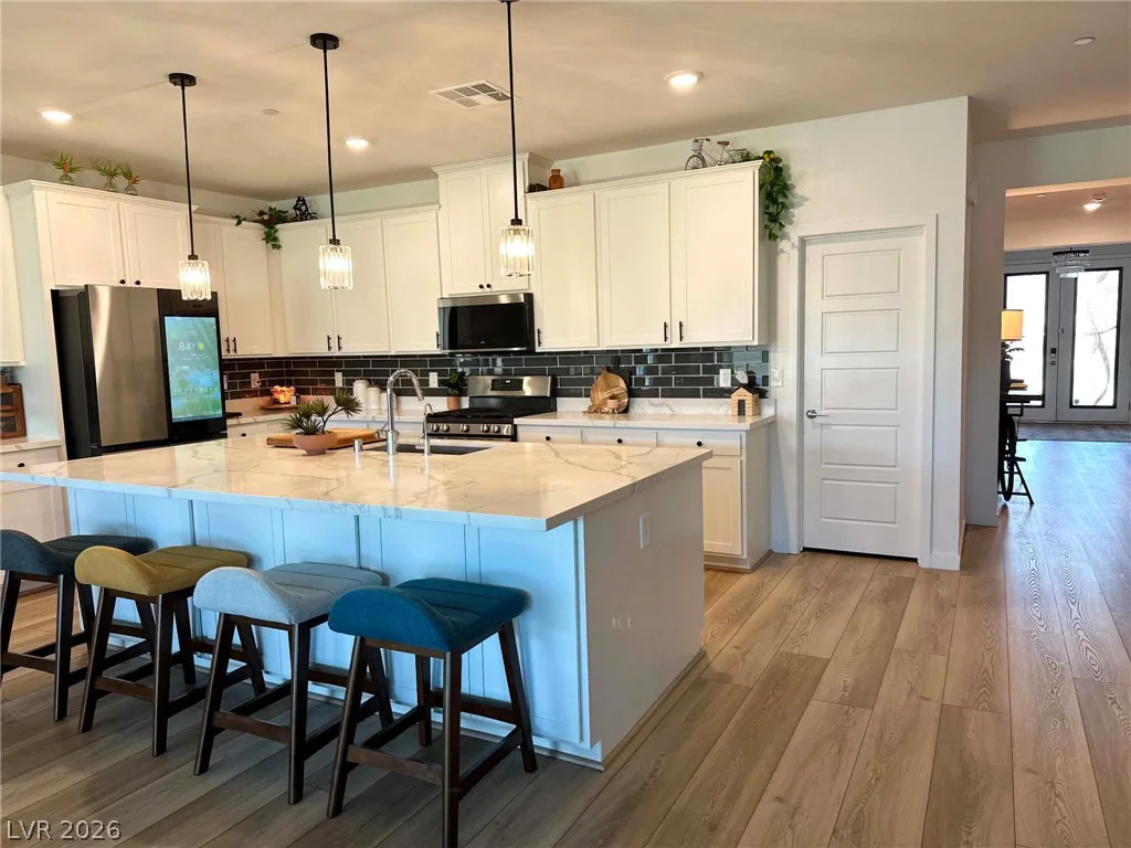 6098 Avery Pointe, Las Vegas, NV 89166