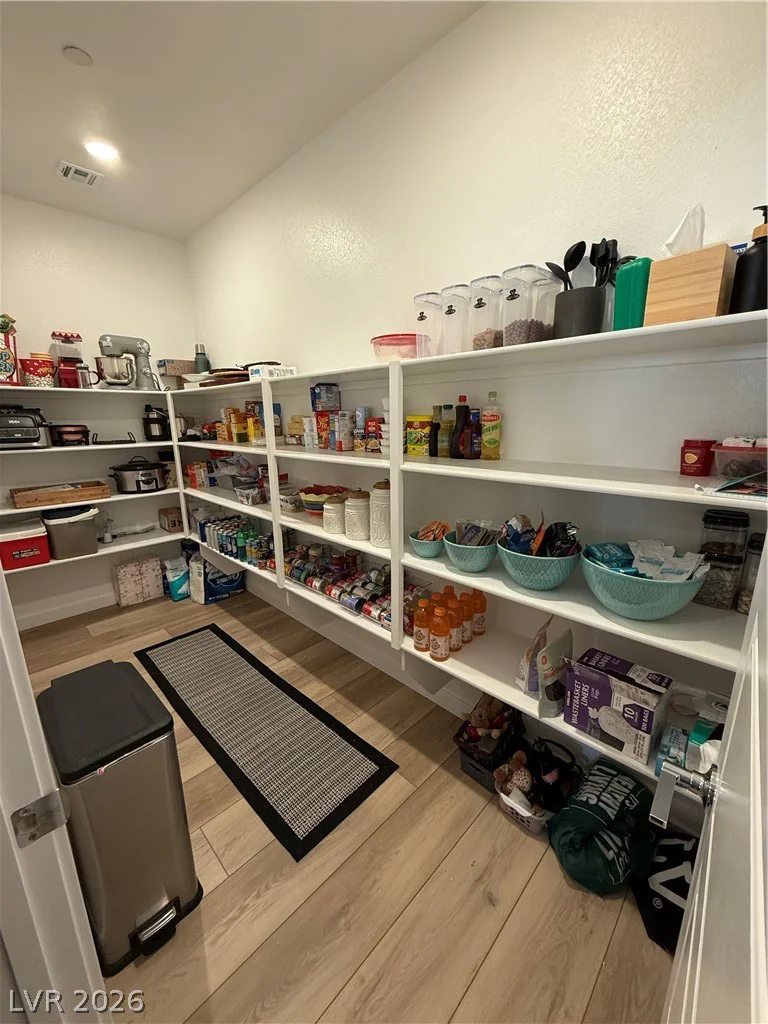 6098 Avery Pointe, Las Vegas, NV 89166