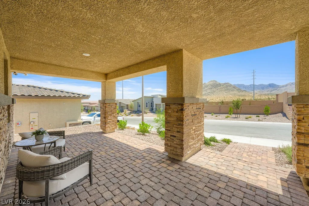 6098 Avery Pointe, Las Vegas, NV 89166