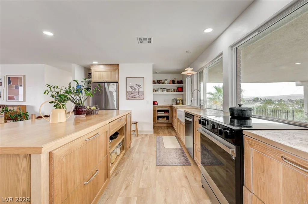 4050 Milky Way, Logandale, NV 89021