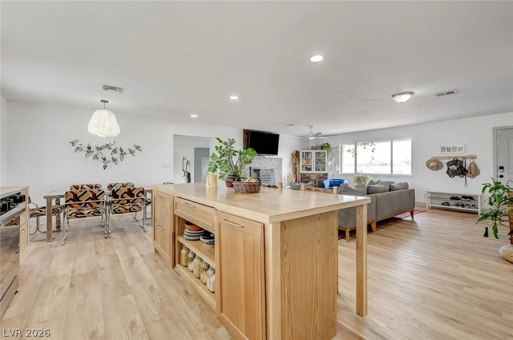 4050 Milky Way, Logandale, NV 89021