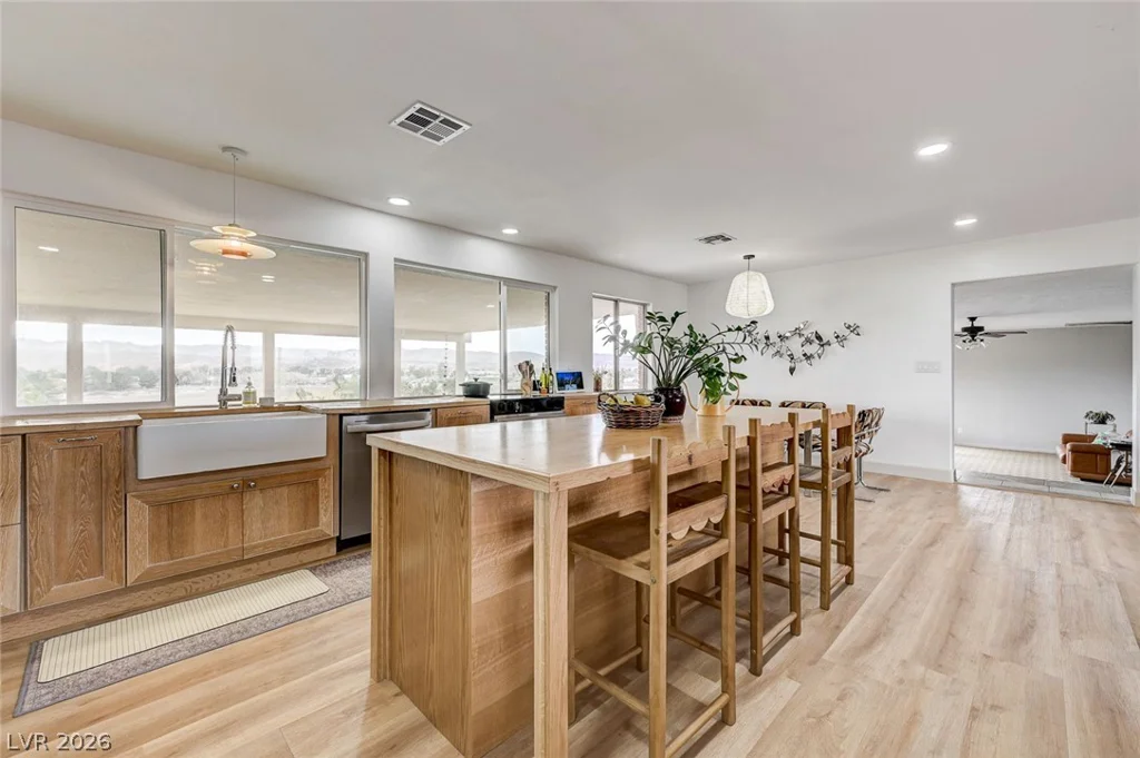 4050 Milky Way, Logandale, NV 89021