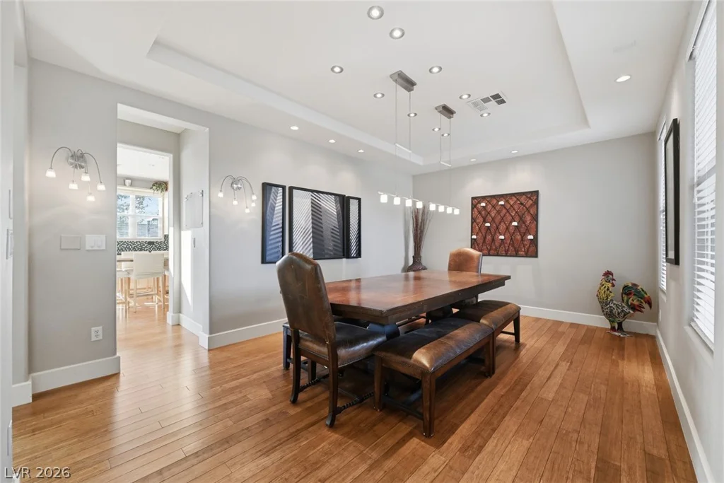 5633 Clarendon, North Las Vegas, NV 89081