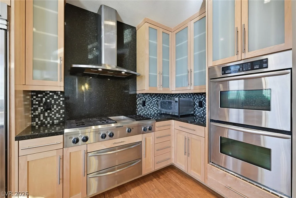5633 Clarendon, North Las Vegas, NV 89081