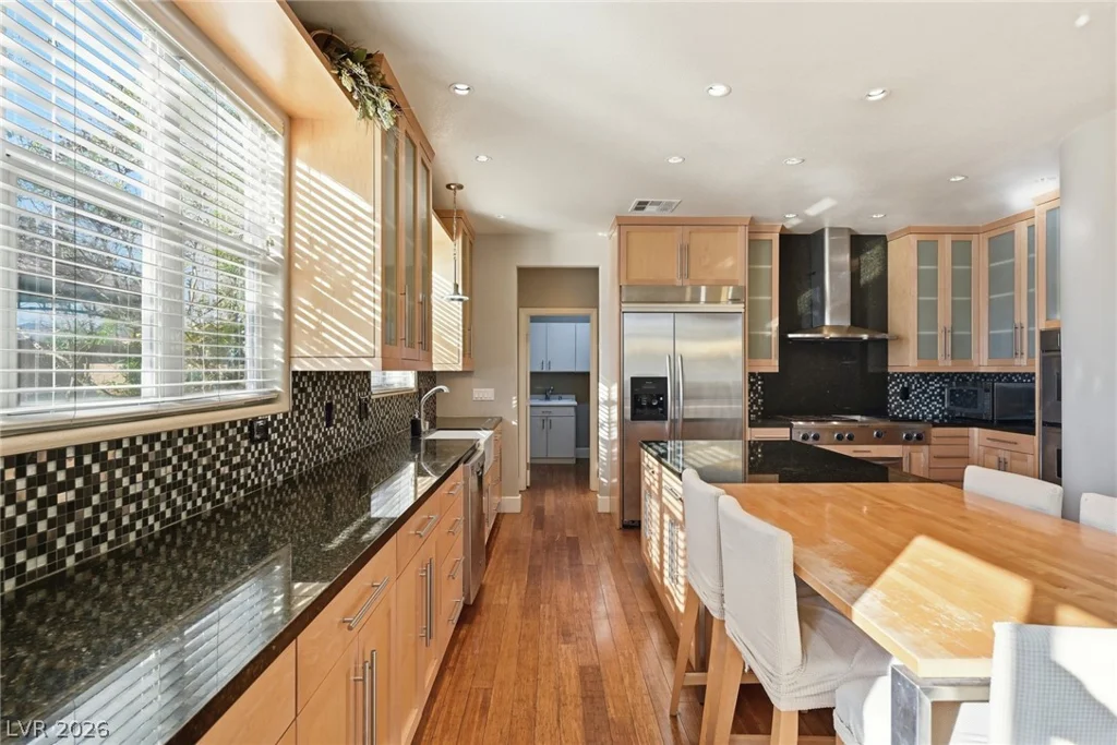5633 Clarendon, North Las Vegas, NV 89081