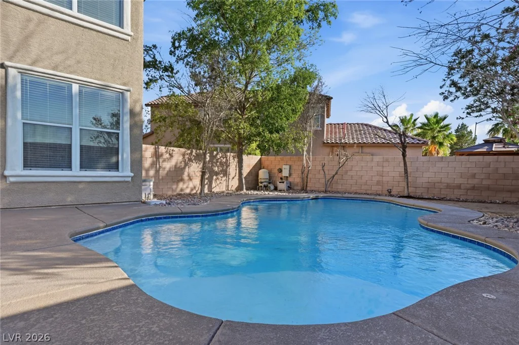 5633 Clarendon, North Las Vegas, NV 89081