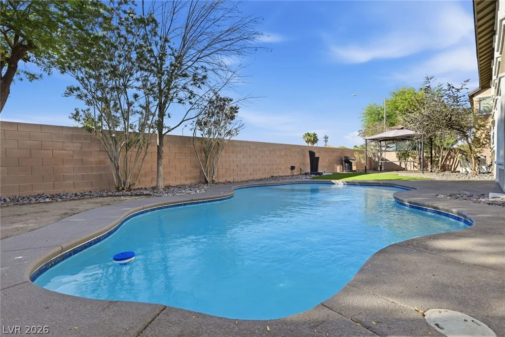 5633 Clarendon, North Las Vegas, NV 89081