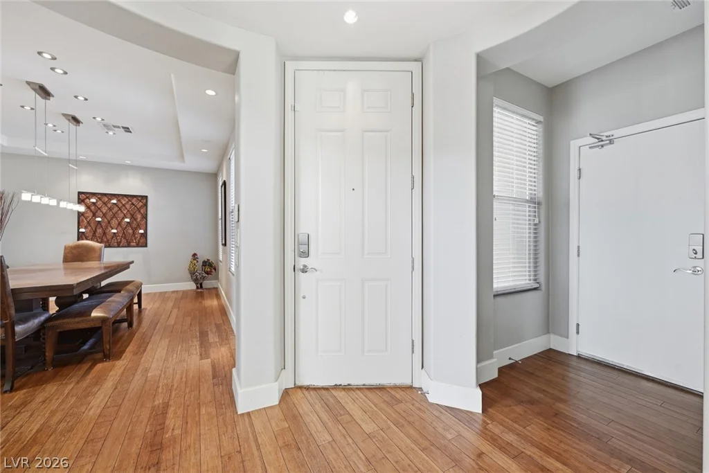 5633 Clarendon, North Las Vegas, NV 89081