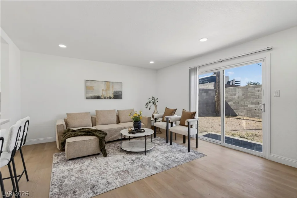 4696 Twain, Las Vegas, NV 89121