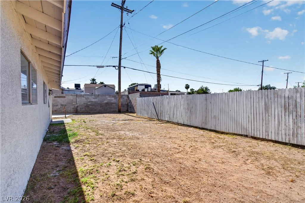 4696 Twain, Las Vegas, NV 89121