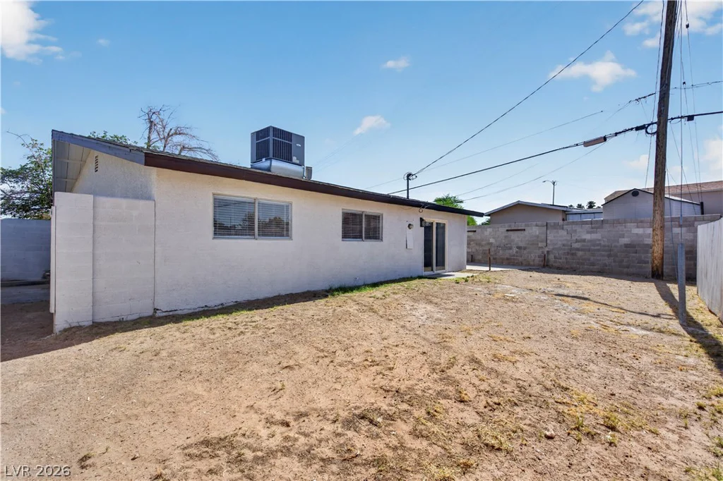 4696 Twain, Las Vegas, NV 89121