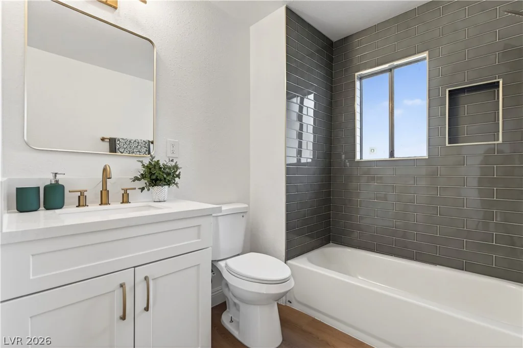 4696 Twain, Las Vegas, NV 89121