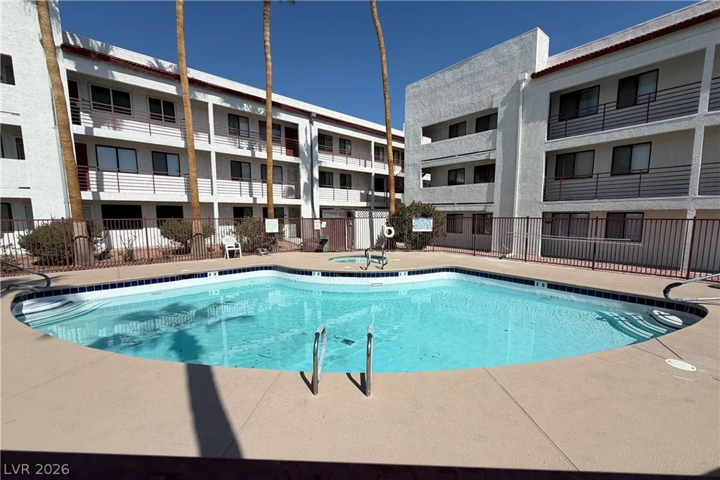 1381 University, Las Vegas, NV 89119
