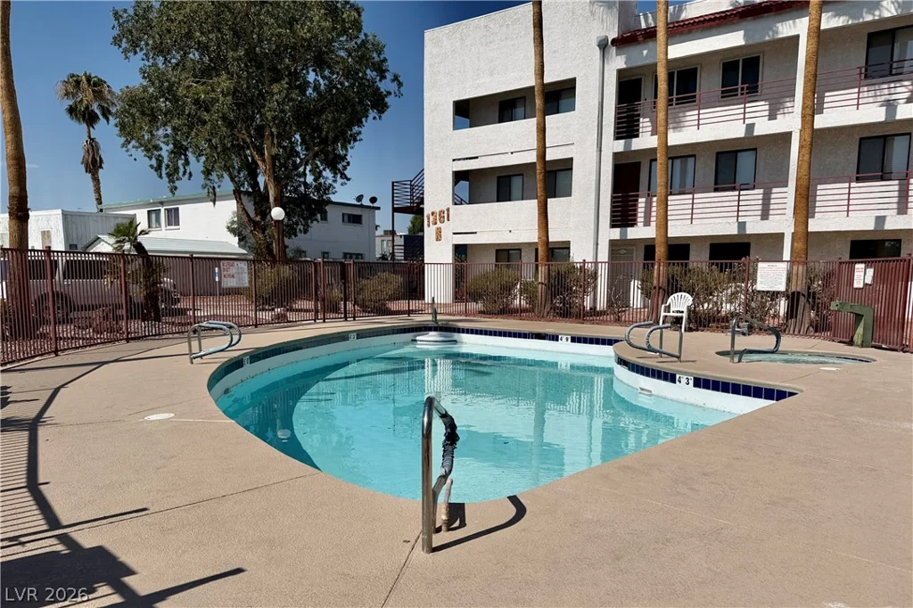 1381 University, Las Vegas, NV 89119