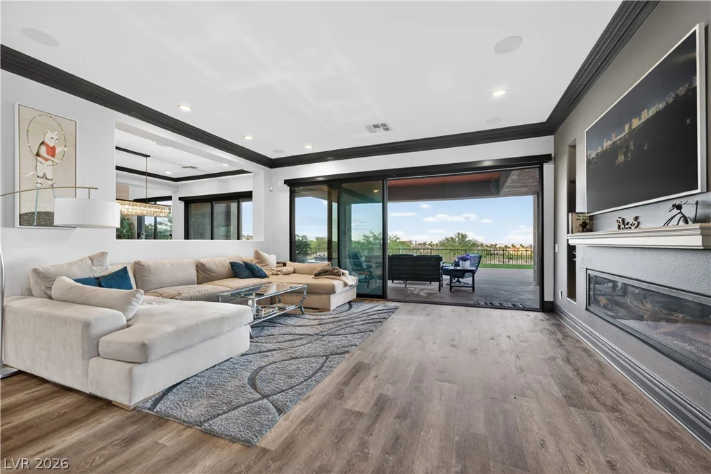 2438 Green Mountain, Las Vegas, NV 89135
