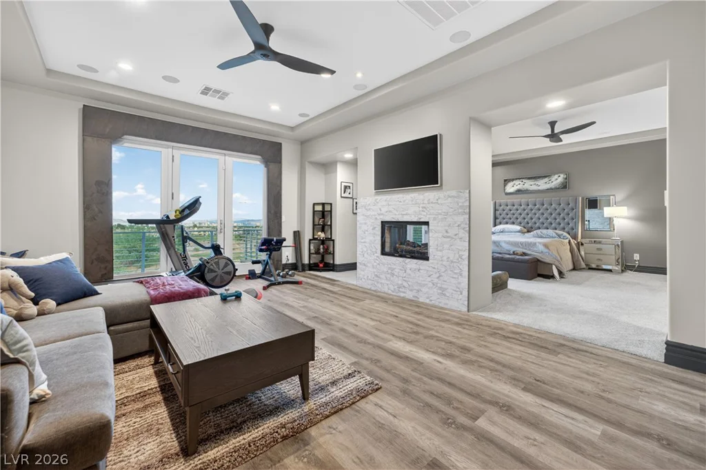 2438 Green Mountain, Las Vegas, NV 89135